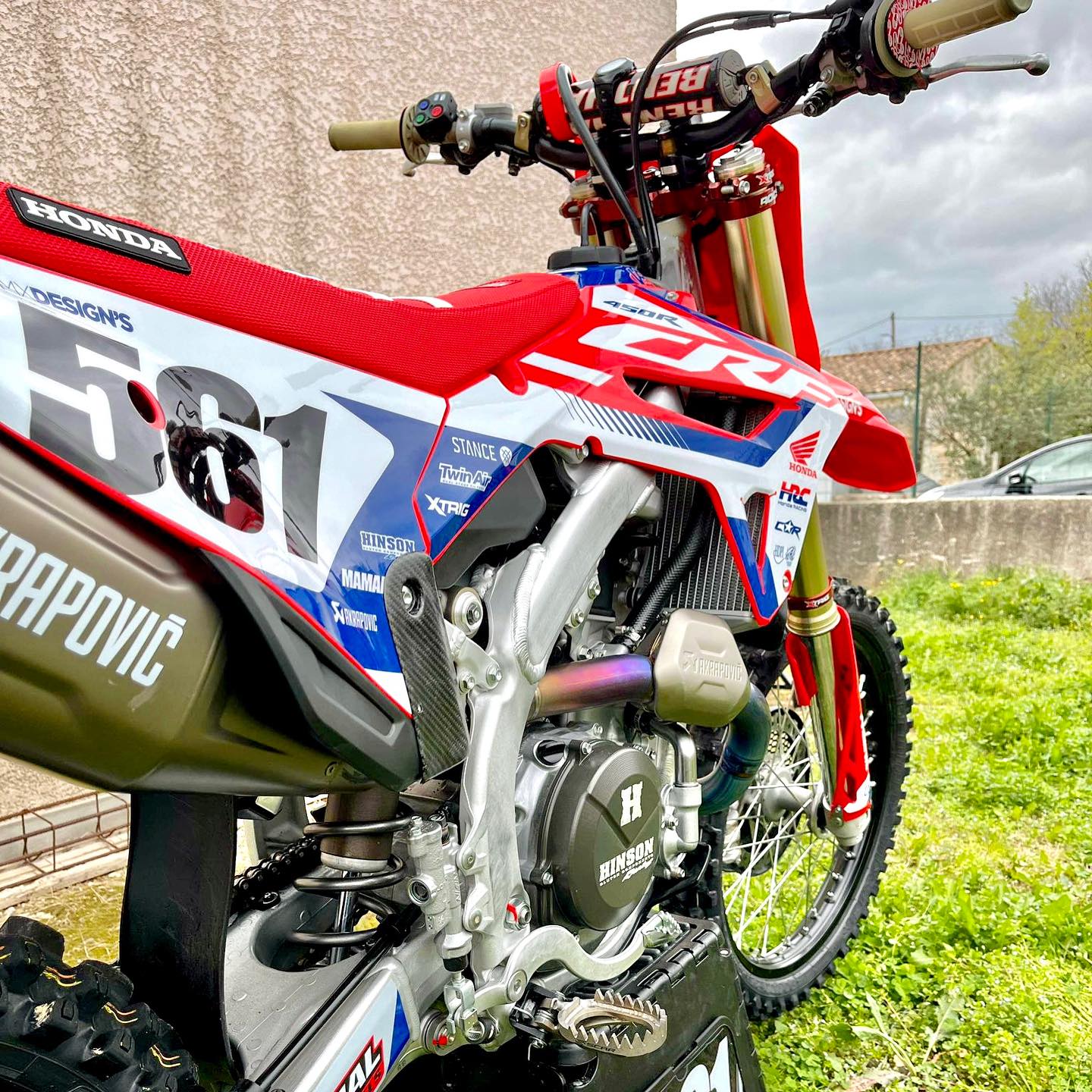 100% Full custom Graphics Kit