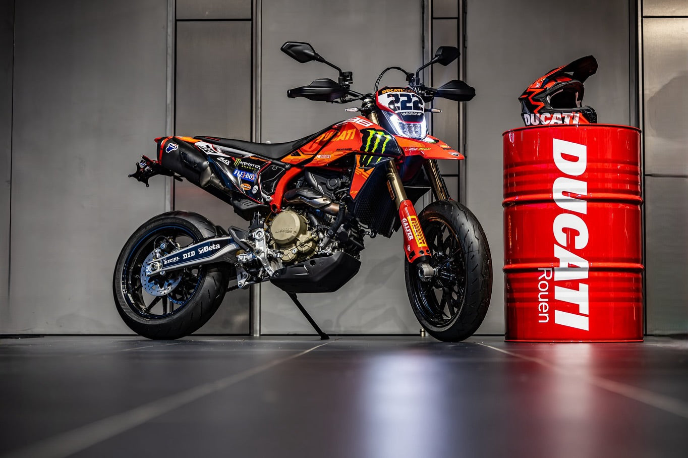 100% Full custom Graphics Kit supermotard