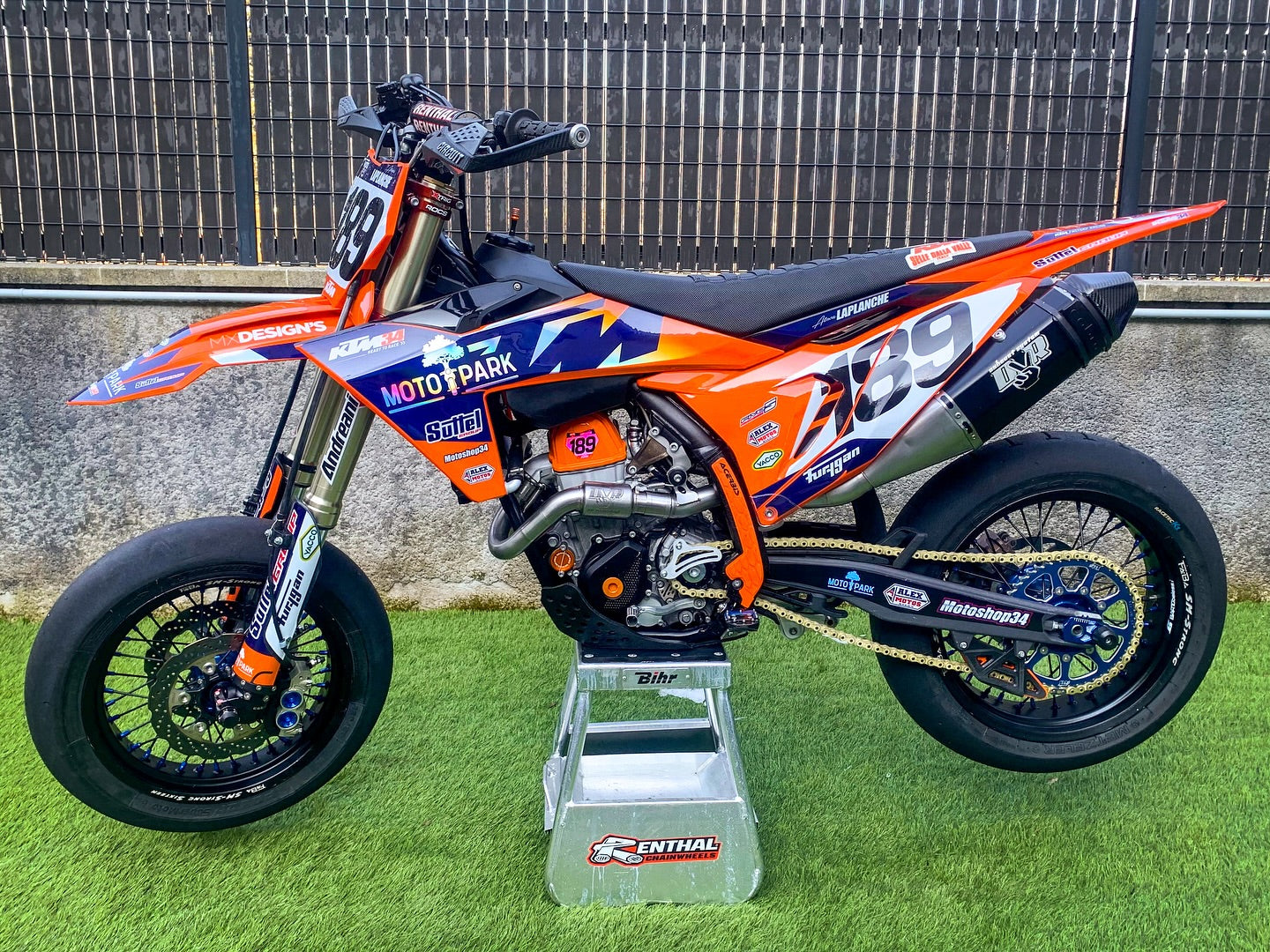 100% Full custom Graphics Kit supermotard